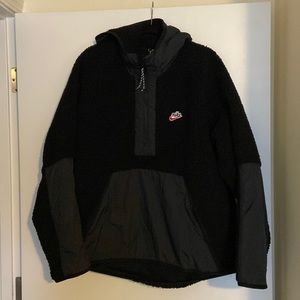 XL black Nike pullover